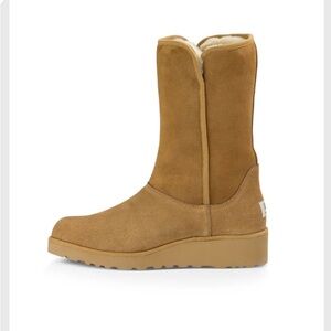 Women’s UGG Amie Boots